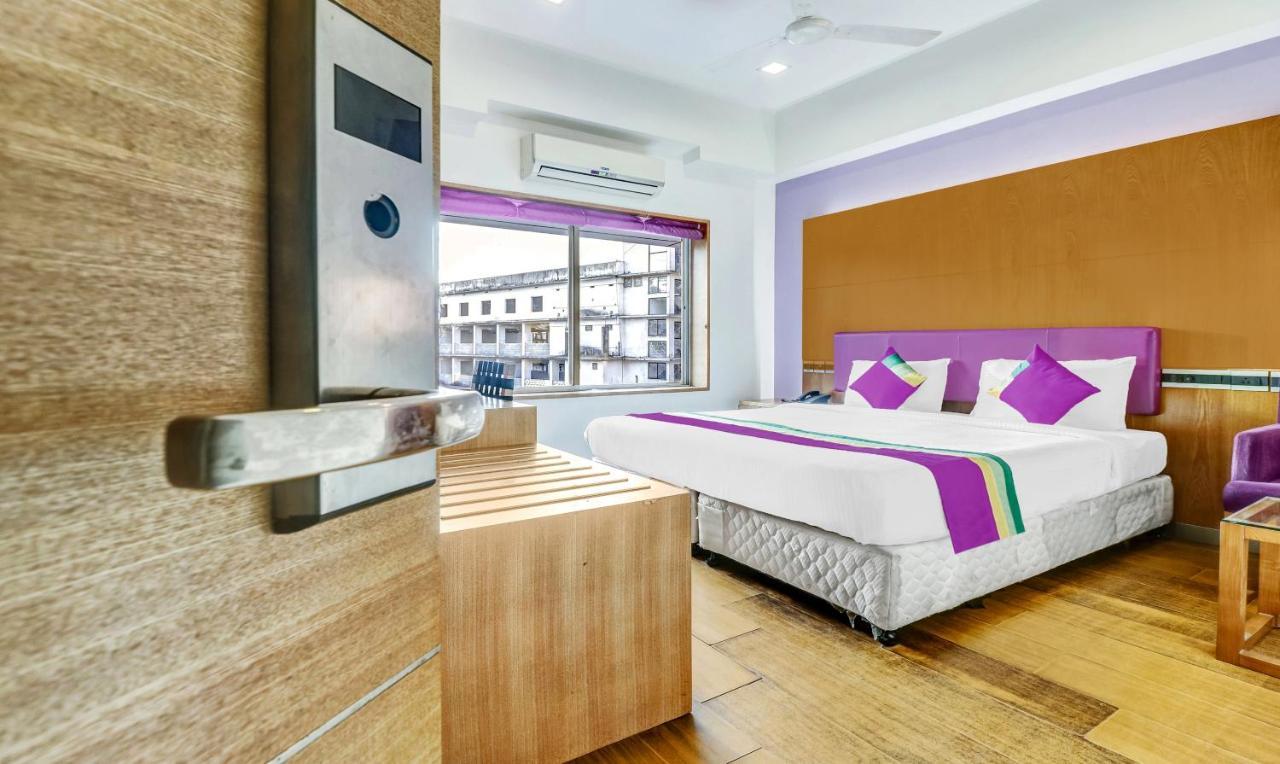 Medora Hotel โคชิโคด ภายนอก รูปภาพ