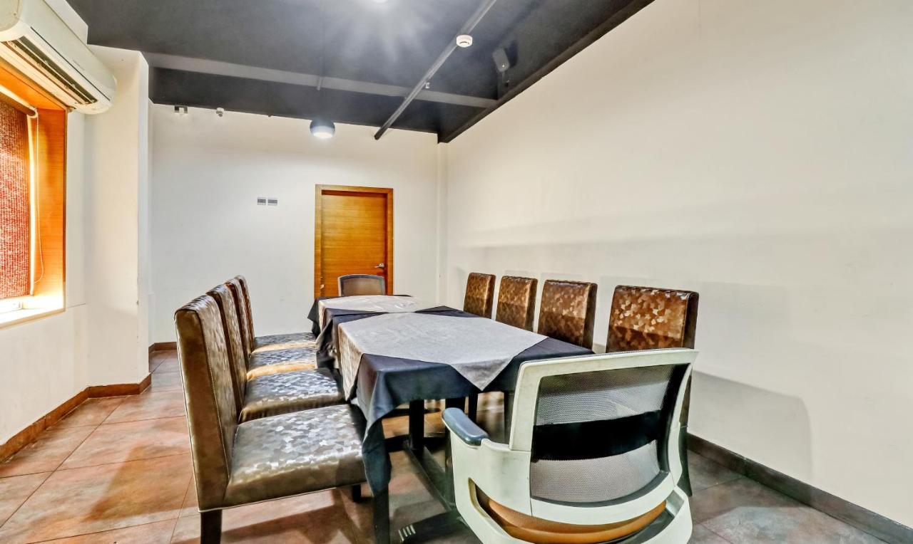 Medora Hotel โคชิโคด ภายนอก รูปภาพ