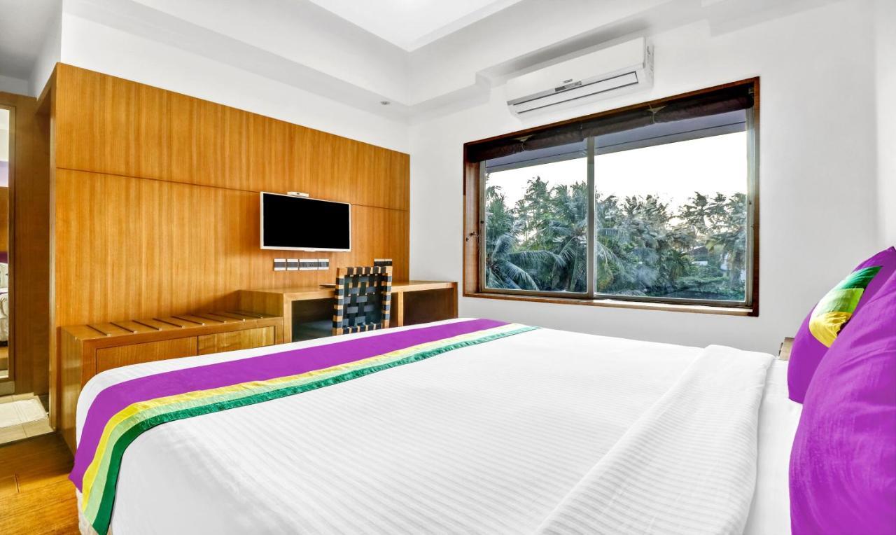 Medora Hotel โคชิโคด ภายนอก รูปภาพ
